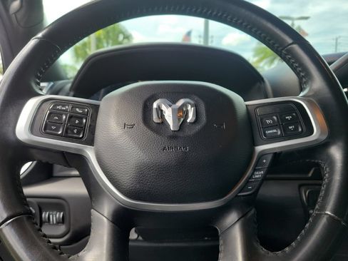 Used 2020 RAM 2500 Big Horn w/ Level 1 Equipment Group AWD/4WD image 15