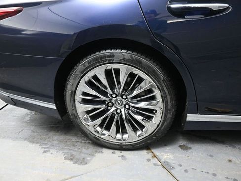 Used 2018 Lexus LS 500 500 Base w/ Interior Upgrade Package image 17