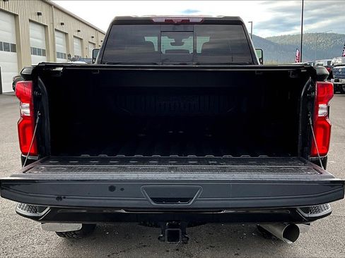 Used 2020 Chevrolet Silverado 3500 High Country w/ Z71 Off-Road Package image 18