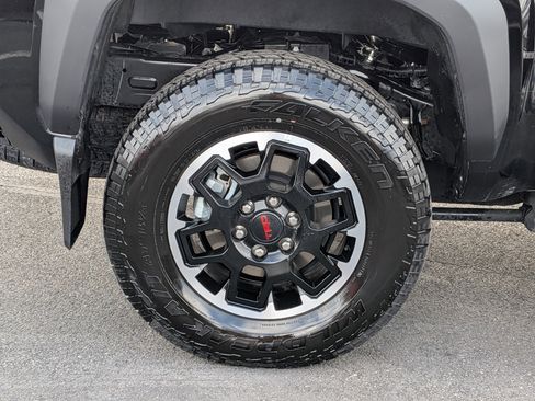 Certified 2025 Toyota Tacoma TRD Off-Road w/ TRD Off Road Upgrade Package image 12