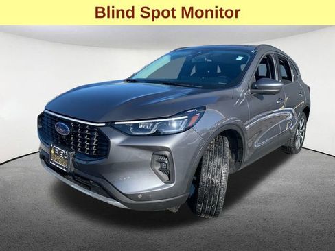 Used 2024 Ford Escape Platinum image 5