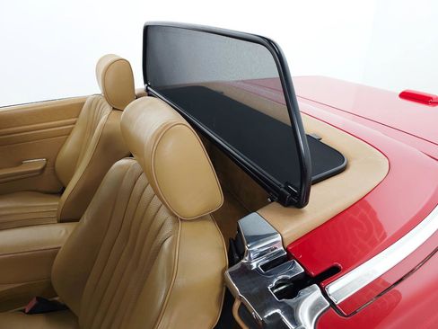 Used 1989 Mercedes-Benz 560 SL image 30