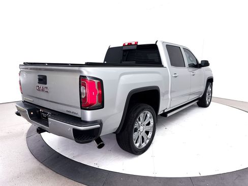 Used 2017 GMC Sierra 1500 Denali w/ Denali Ultimate Package AWD/4WD image 16
