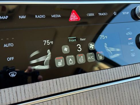 New 2026 Genesis GV80 2.5T Select image 35