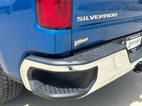 Used 2022 Chevrolet Silverado 1500 LT w/ Convenience Package II AWD/4WD image 25