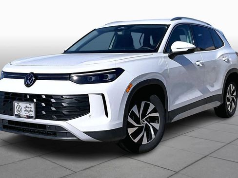 New 2026 Volkswagen Tiguan S image 1