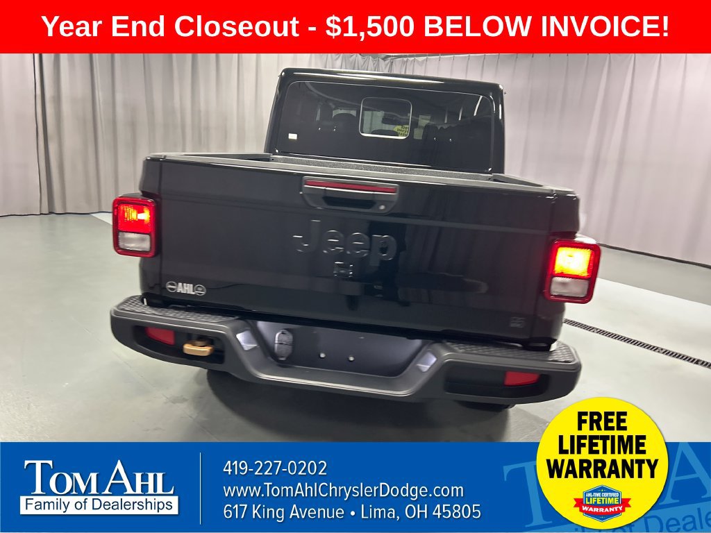 New 2026 Jeep Gladiator Sport AWD/4WD image 6