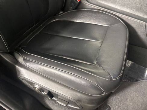 Used 2022 Jeep Grand Cherokee L Limited image 32