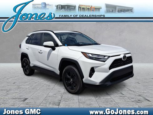 Used 2023 Toyota RAV4 XLE w/ Convenience Package AWD/4WD image 1