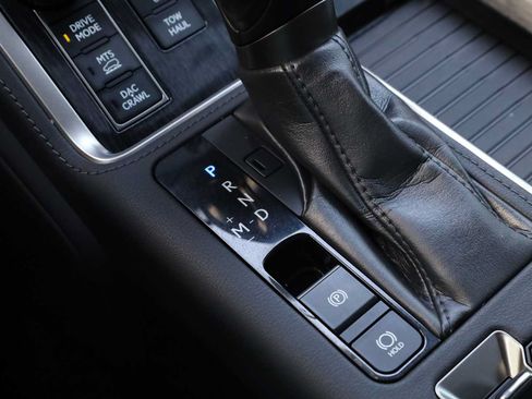 Used 2024 Lexus GX 550 AWD/4WD image 23
