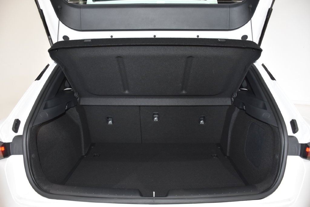 New 2026 Kia K4 GT-Line w/ GT-Line Premium Package FWD image 30