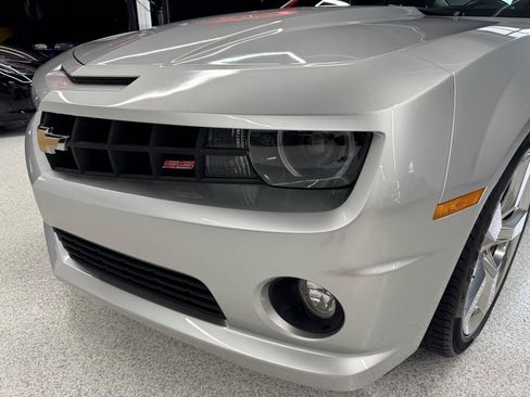 Used 2010 Chevrolet Camaro SS w/ RS Package RWD image 26
