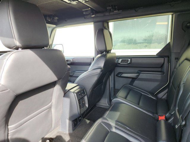 Used 2025 Ford Bronco Outer Banks AWD/4WD image 5