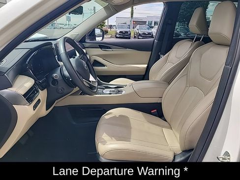 Certified 2023 INFINITI QX60 Luxe w/ Vision Package AWD/4WD image 14