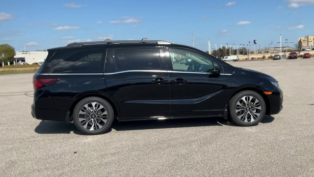 New 2026 Honda Odyssey Elite image 9