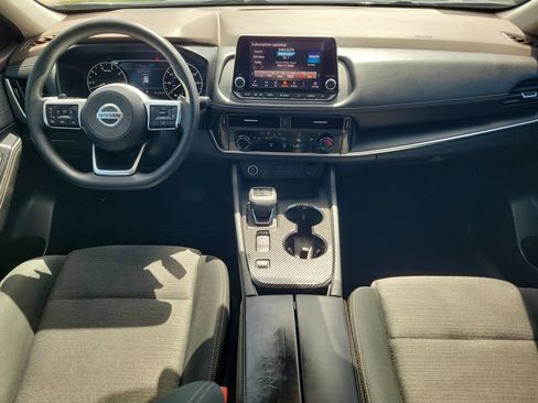 Used 2021 Nissan Rogue S FWD image 12
