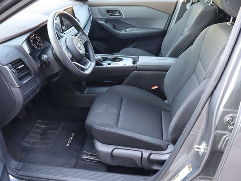 Used 2023 Nissan Rogue S FWD image 15