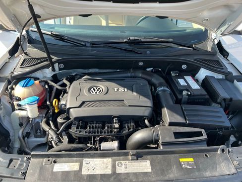 Used 2015 Volkswagen Passat 1.8T S image 30