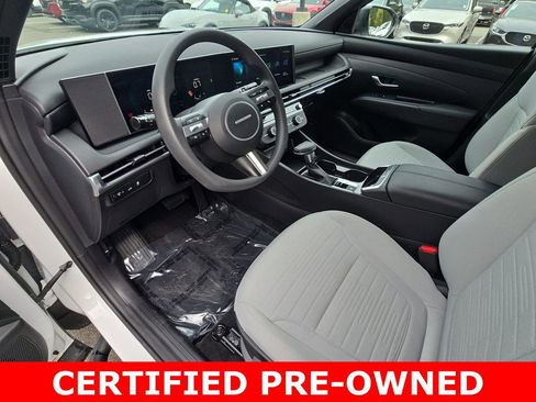 Used 2025 Hyundai Santa Cruz SE image 16