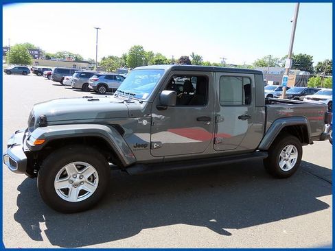 Used 2021 Jeep Gladiator Sport AWD/4WD image 1