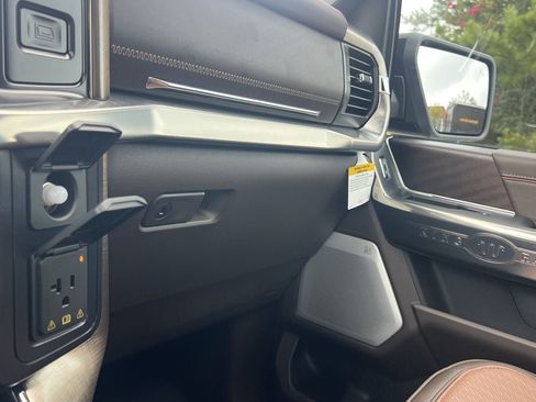 New 2026 Ford F150 King Ranch w/ Equipment Group 601A High AWD/4WD image 9