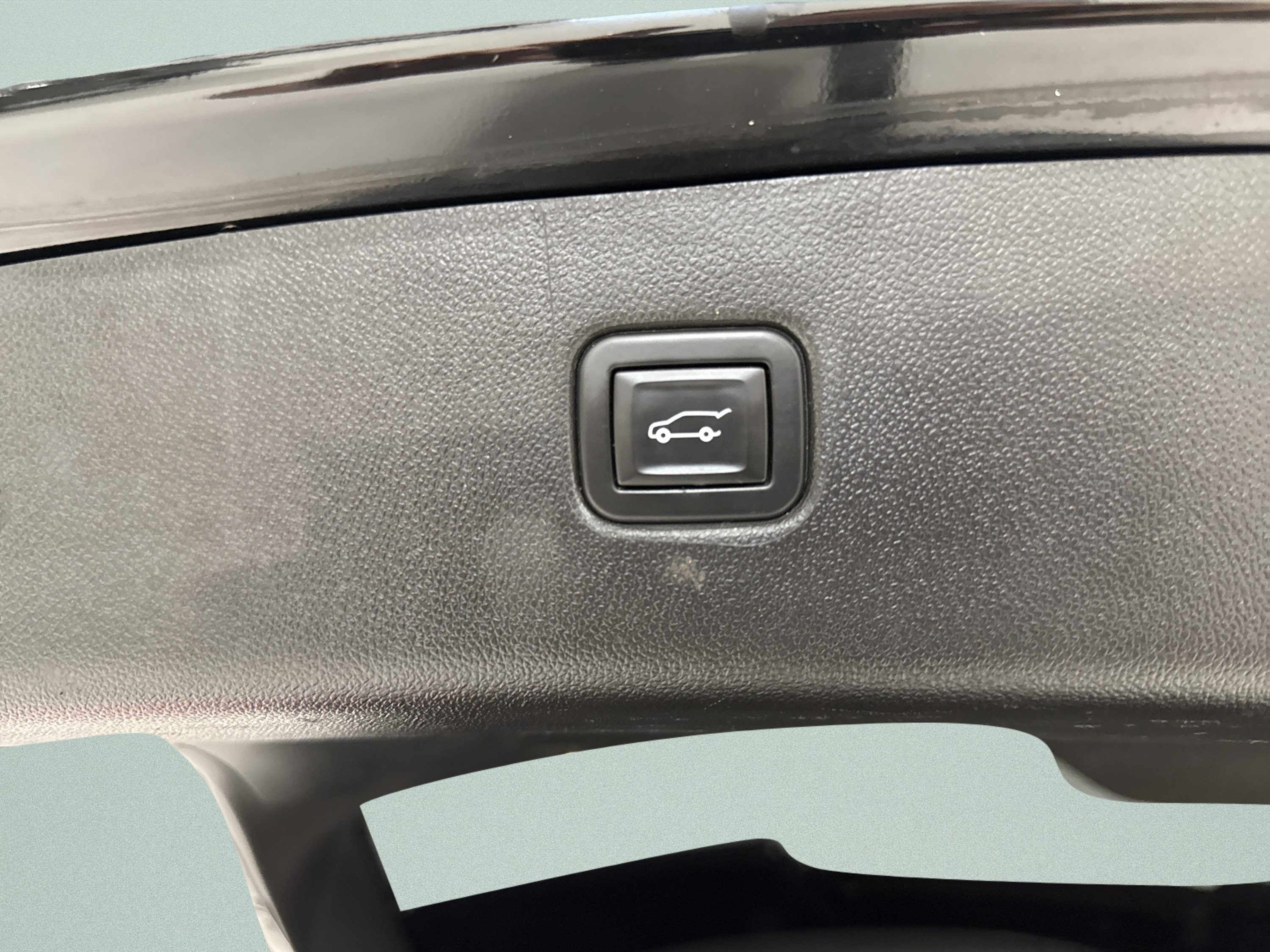 Used 2021 Chevrolet Blazer LT FWD image 12