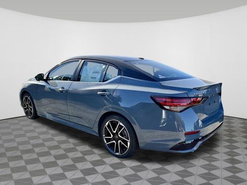 Certified 2025 Nissan Sentra SR w/ SR Premium Package FWD image 16