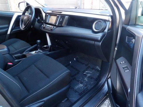 Used 2016 Toyota RAV4 XLE image 11