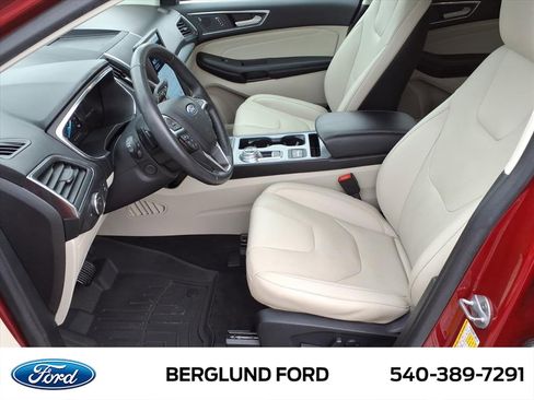 Used 2021 Ford Edge Titanium w/ Equipment Group 301A image 12