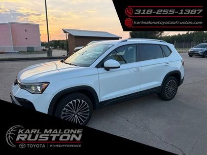 Used 2025 Volkswagen Taos SE