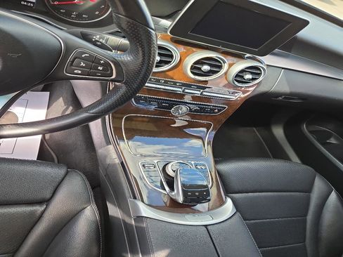 Used 2016 Mercedes-Benz C 300 Sedan image 9