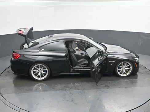 Used 2018 BMW M4 Coupe RWD image 52