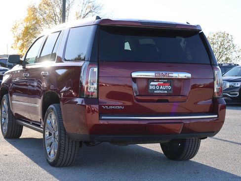 Used 2017 GMC Yukon Denali w/ Open Road Package image 11