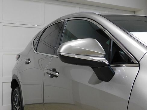 Used 2025 Lexus NX 350 350 Premium w/ Accessory Package (2T) image 12