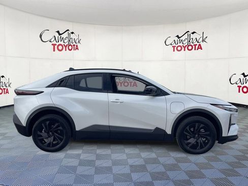 New 2026 Toyota C-HR AWD/4WD image 8