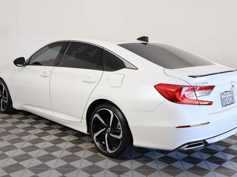 Used 2022 Honda Accord Sport image 6