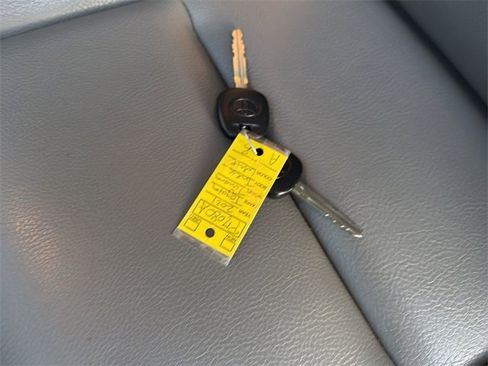 Used 2021 Toyota Tundra SR image 31