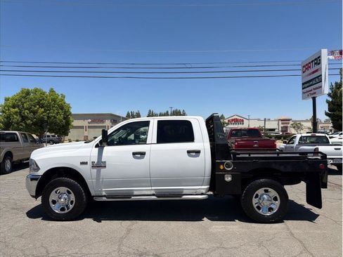 Used 2018 RAM 2500 Tradesman w/ Chrome Appearance Group AWD/4WD image 18