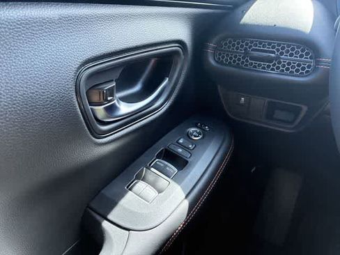 Certified 2024 Honda HR-V Sport image 46