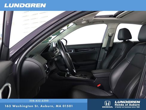 Used 2024 Honda Civic EX-L image 10