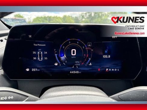 Used 2024 Chevrolet Traverse LT FWD image 21
