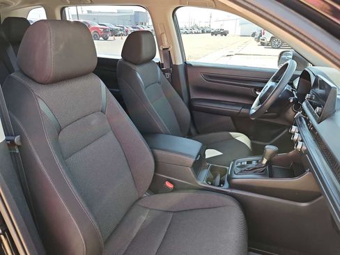 Used 2023 Honda CR-V LX image 18