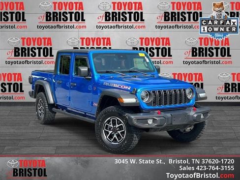 Used 2024 Jeep Gladiator Rubicon w/ Technology Group AWD/4WD image 1