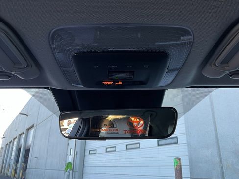 New 2026 Toyota Prius XLE image 15