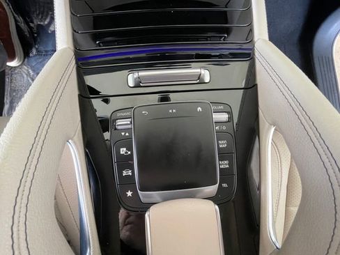 Used 2021 Mercedes-Benz GLE 350 4MATIC image 22