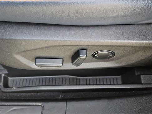 Certified 2024 Ford Edge SEL w/ Sport Appearance Package image 28