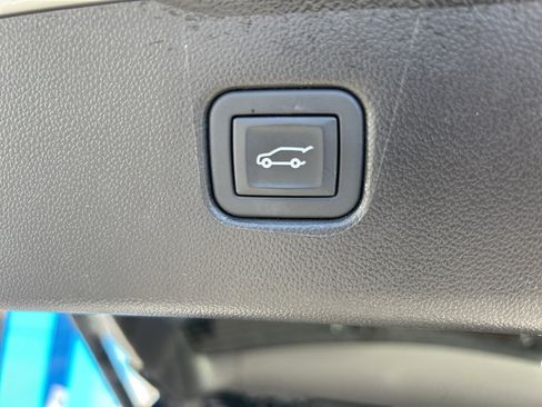 Used 2023 Chevrolet Blazer RS image 24