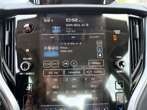 Used 2025 Subaru Legacy Limited w/ Popular Package #3 AWD/4WD image 22