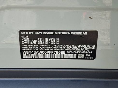 Used 2023 BMW i4 eDrive35 w/ Premium Package RWD image 30