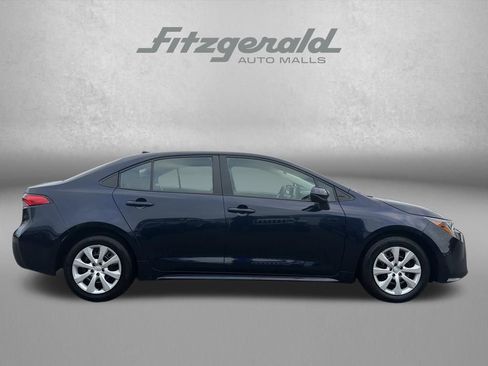 Used 2023 Toyota Corolla LE image 4